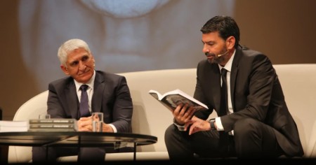 Ένας χρόνος «Τρωτός Άτρωτος»