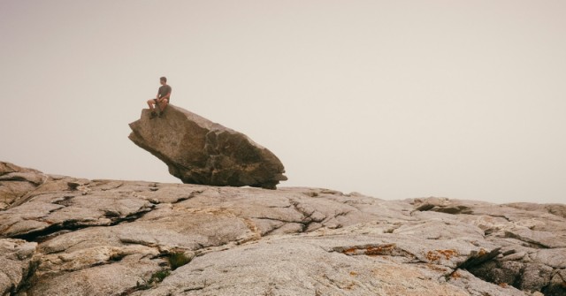 Πώς ξεκολλάς από τις παλιές συνήθειες και κρατάς μόνο ό,τι λειτουργεί