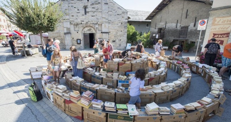 7 πόλεις αφιερωμένες στα βιβλία και τι να διαβάσετε όταν βρεθείτε εκεί